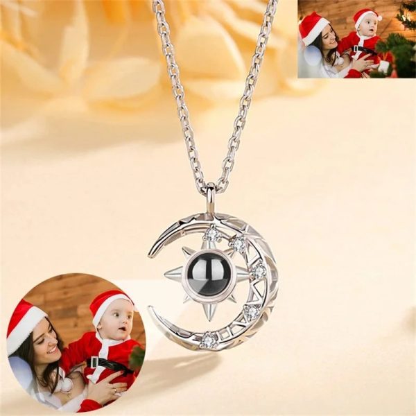 Personalized photo and image necklace from Europe and America, projection necklace, crescent pendant with photo necklace, ladies' moon jewelry - Image 4