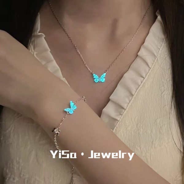 New butterfly light bracelet for women ins style niche original design luminous blue epoxy butterfly jewelry bracelet - Image 5